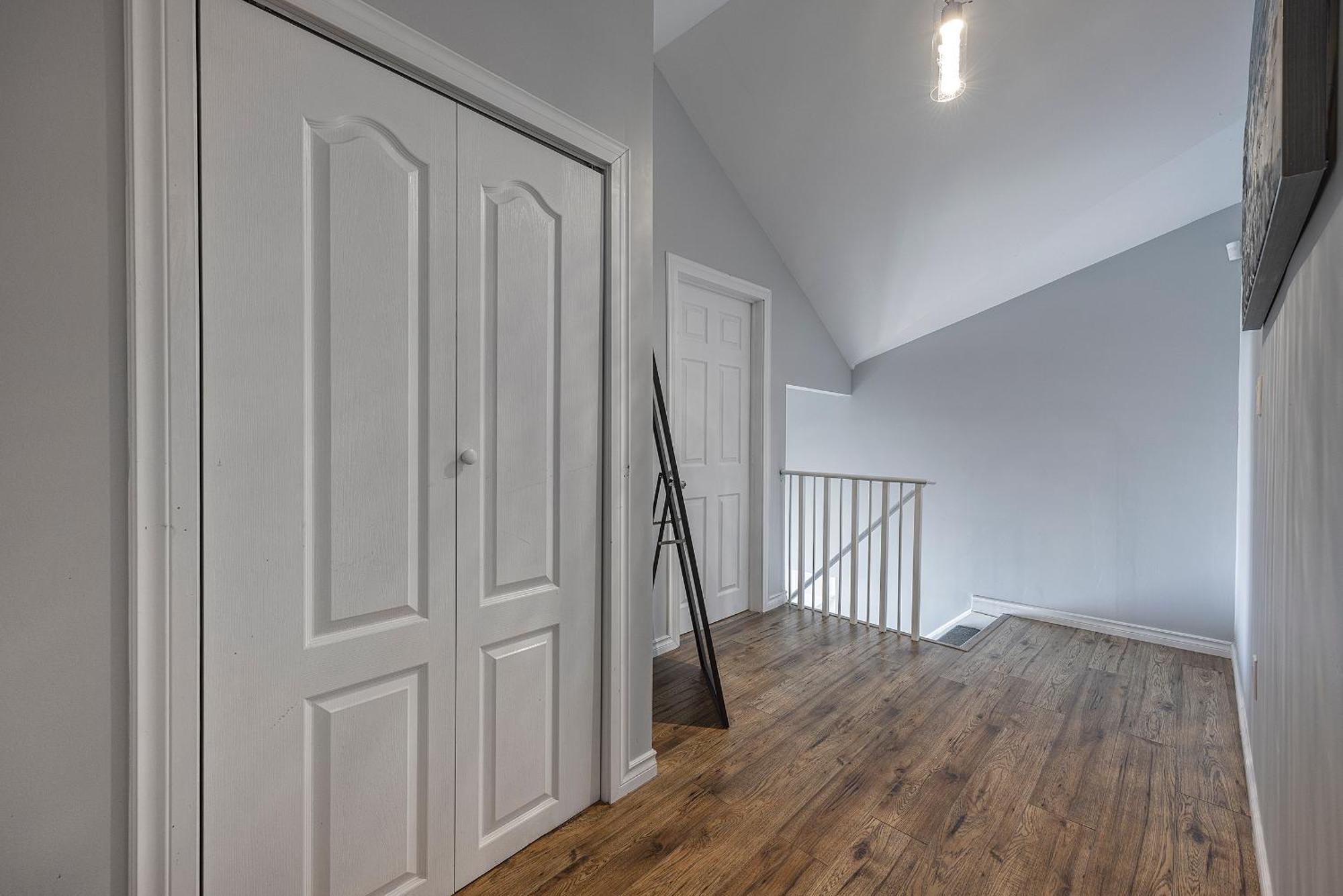 3 Bedroom Appartment-Limestone Kingston Luaran gambar