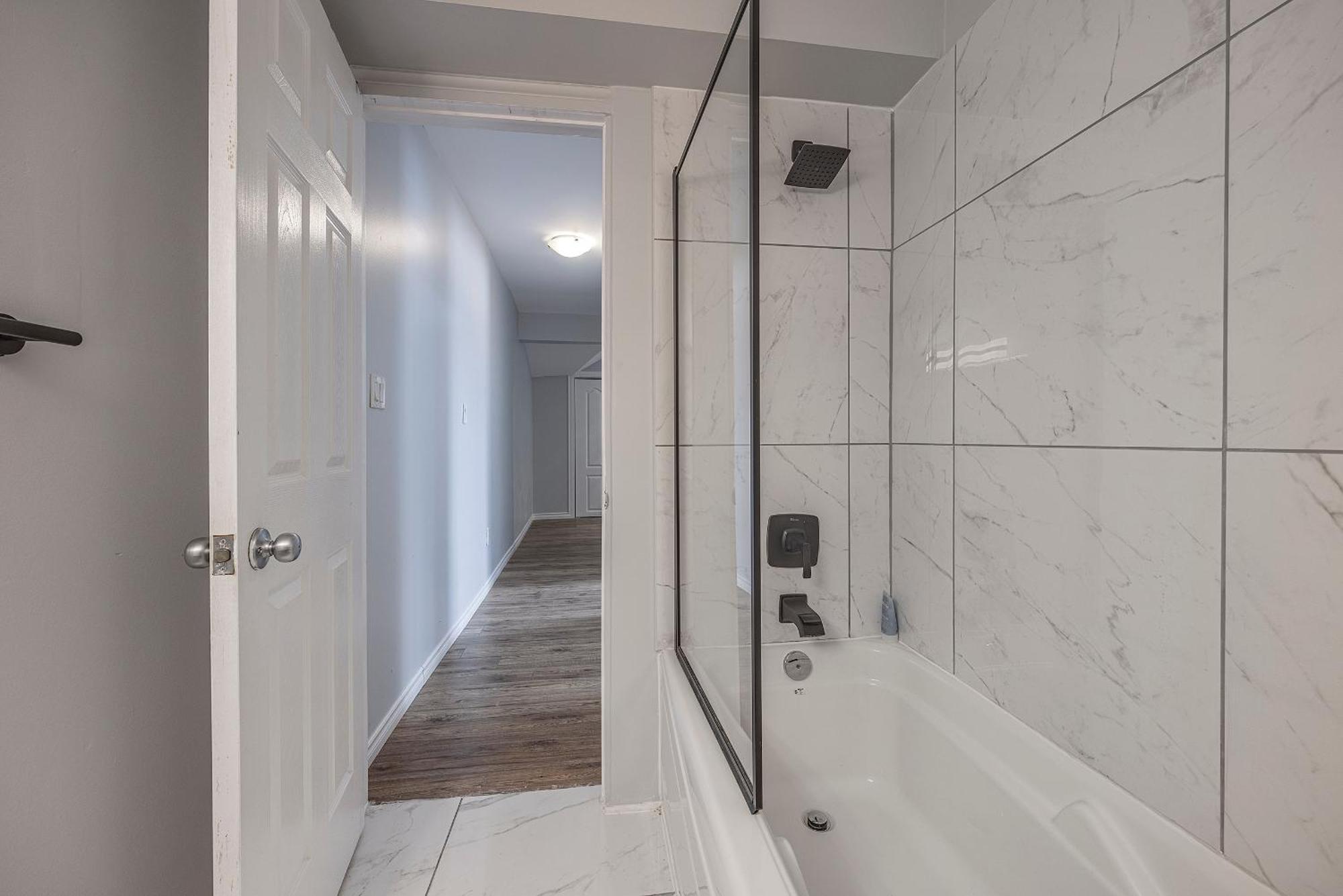 3 Bedroom Appartment-Limestone Kingston Luaran gambar